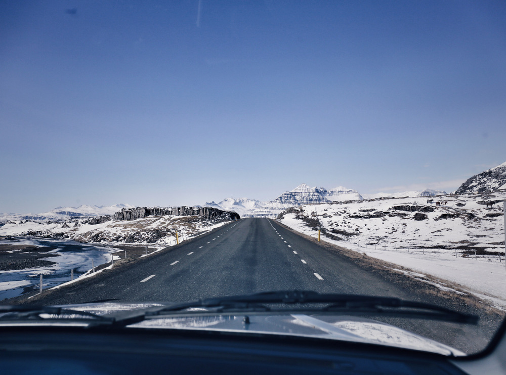 Islands Osten im Winter, Ostfjorde Island Reisetipps Winter, Sightseeing in Islands Osten, Unternehmungen Ostisland, Reisetipps Ostisland im Winter, Like A Riot, verschneites Seydisfjördur, Seydisfjördur im Winter, Island im Winter, Reisetipps Island im Winter, Island Blog, Auswandern nach Island